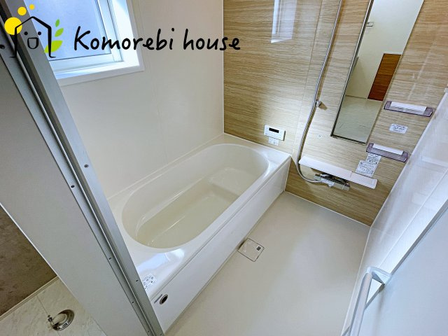 上尾市二ツ宮　2期　新築一戸建て　ブルーミングガーデン　05の浴室|落ち着いた空間のお風呂です