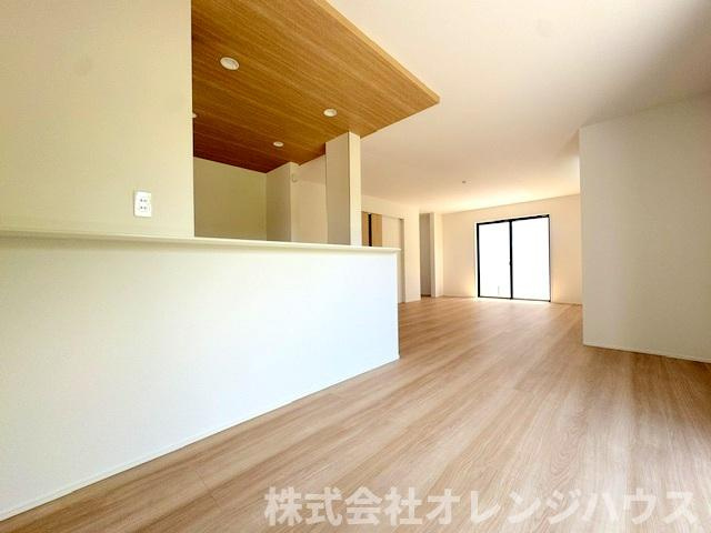 【居間・リビング】 | 綾瀬市小園　新築分譲住宅　全7棟 | 写真撮影【2026.5】