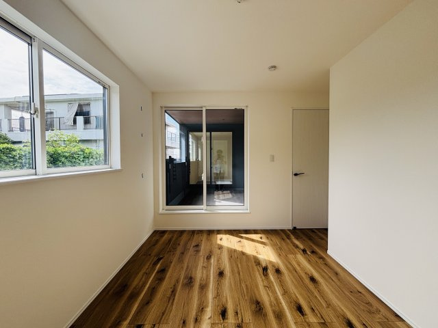 新築戸建て　宜野湾市我如古　６号棟　の洋室