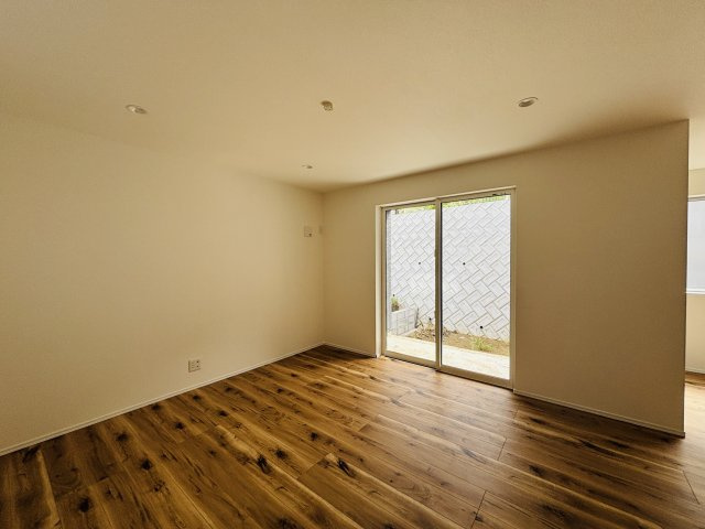 新築戸建て　宜野湾市我如古　６号棟　の居間・リビング