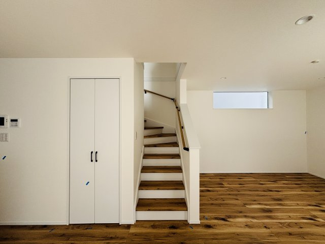 新築戸建て　宜野湾市我如古　６号棟　の居間・リビング