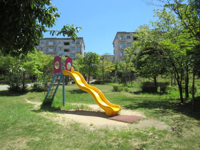 ルゼフィール名谷東２ＬＤＫのその他共用部分|敷地内のプレイロットです