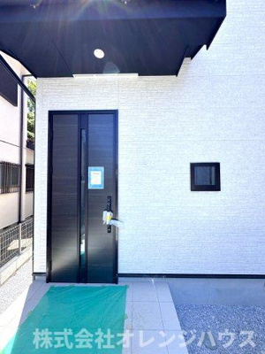 【玄関】 | 綾瀬市小園　新築分譲住宅　全7棟 | 写真撮影【2026.7】