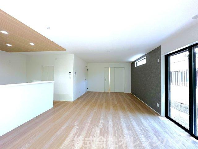 【居間・リビング】 | 綾瀬市小園　新築分譲住宅　全7棟 | 写真撮影【2026.7】