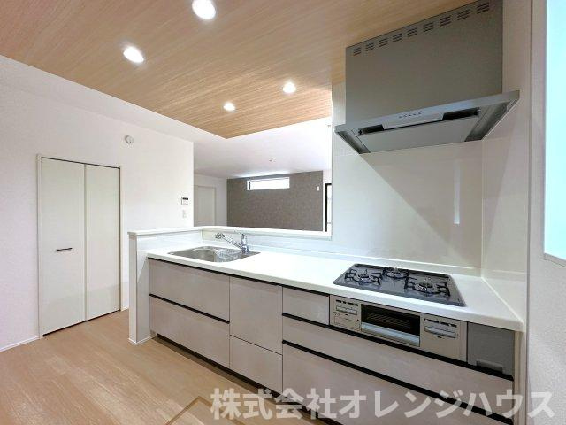 【キッチン】 | 綾瀬市小園　新築分譲住宅　全7棟 | 写真撮影【2026.7】