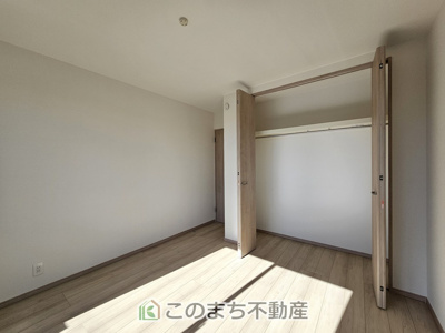 【洋室】 | ハートフルタウン宇都宮市中一の沢町1丁目157番　B号棟 | 南向きで陽当たりの良い洋室♪風通しもよく快適です☆