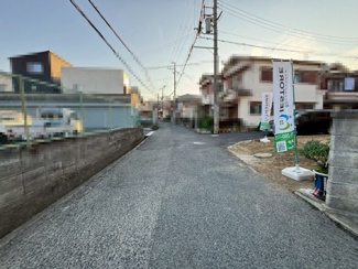 【前面道路含む現地写真】 | 伏屋町３丁目　売土地 | ファミリーマート伏屋町三丁目店まで徒歩２分！ちょっとしたお買い物に便利ですね！
