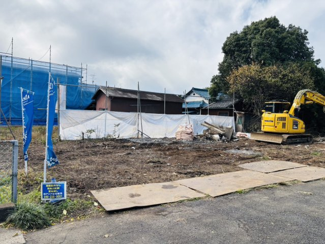 敷地面積48坪　売地　川越市小中居の前面道路含む現地写真|北東側約４．０ｍ