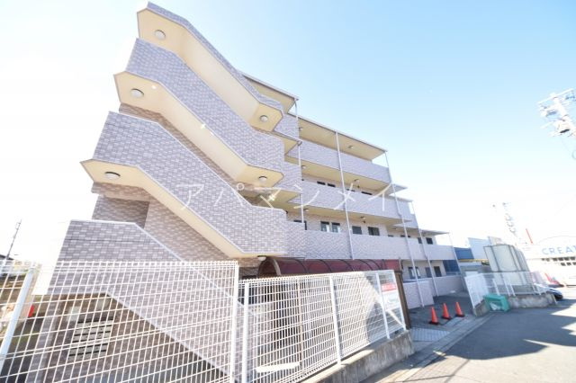 【外観】 | メゾンカワベ | 落ち着いた雰囲気の外観です