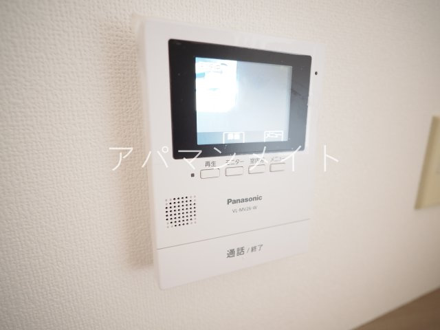 【セキュリティ】 | メゾンカワベ | 安心のTVモニターホン付き！