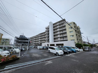 【駐車場】 | 駐車場は機械式と平面がございます。