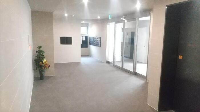 グランコート茨木永代町のロビー