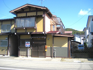 2/18成約　戸建　高山市石浦町8丁目　480万　