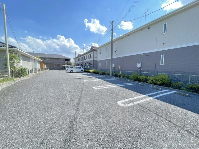 フォルトゥーナの駐車場