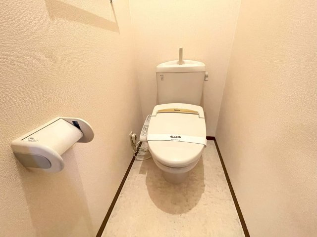 フォルトゥーナのトイレ|※写真は別室です。