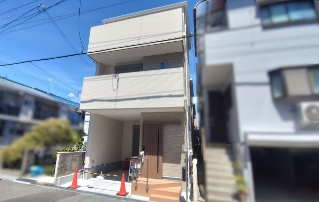 尼崎市西難波町　新築戸建の外観