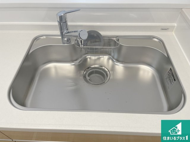 東大阪市北石切町　第2期　新築一戸建ての設備|洗い物も楽にできる、広々シンク！