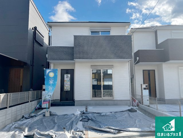 東大阪市北石切町　第2期　新築一戸建ての外観|安心の10年保証！外観を美しく保ち、雨水で汚れを落とします！気になることがありましたら、お気軽にお問い合わせください！