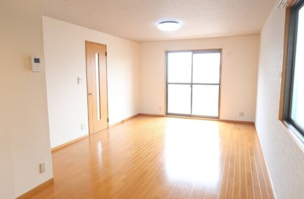 トークヴィレッジⅤＡ棟の居間・リビング