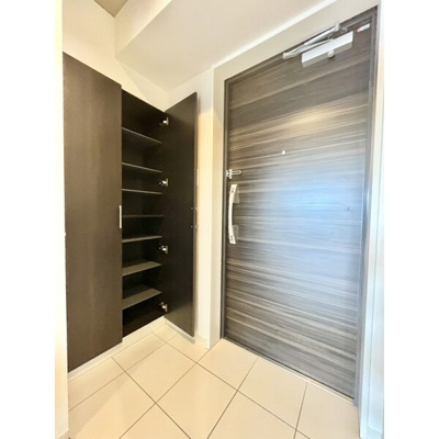 【玄関】 | GRANDUKE代官町reverso