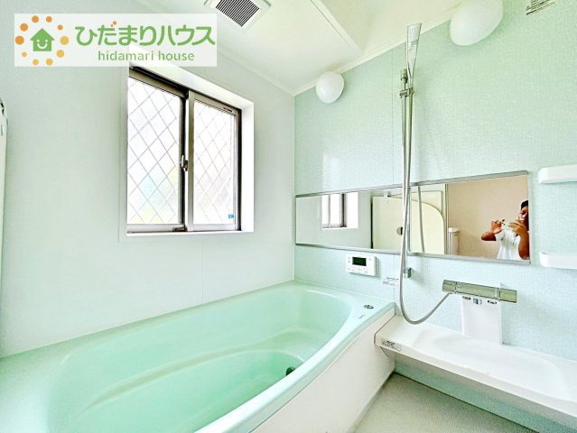 【浴室】 | 牛久市岡見町　中古戸建 | 大人が足を伸ばしても十分な広さ！一人でゆっくりくつろぐ時間も大切です！