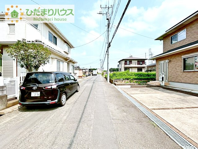 【前面道路含む現地写真】 | 牛久市岡見町　中古戸建 | 閑静な住宅地で叶える穏やかな新生活☆彡
