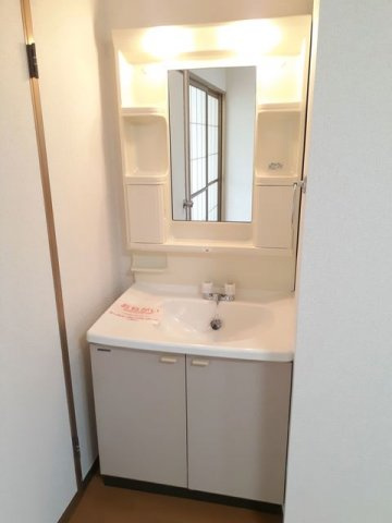 リヴァシャレーの洗面所