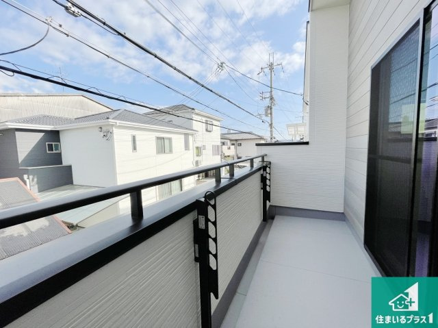 泉佐野市葵町　新築未入居のバルコニー|日当たりのよいバルコニー！お部屋が開放的に！