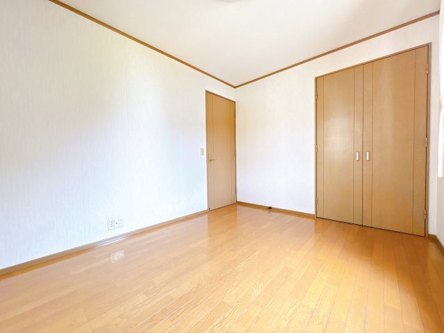 熊谷市三ヶ尻の洋室