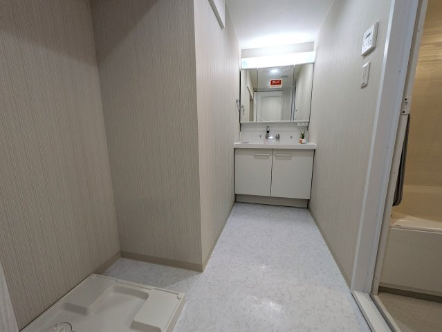 葉山の風を感じましょう！【葉山エコーハイツ】の脱衣所