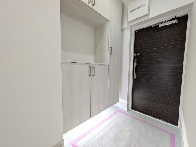 葉山の風を感じましょう！【葉山エコーハイツ】の玄関|毎日通る玄関はこちらです