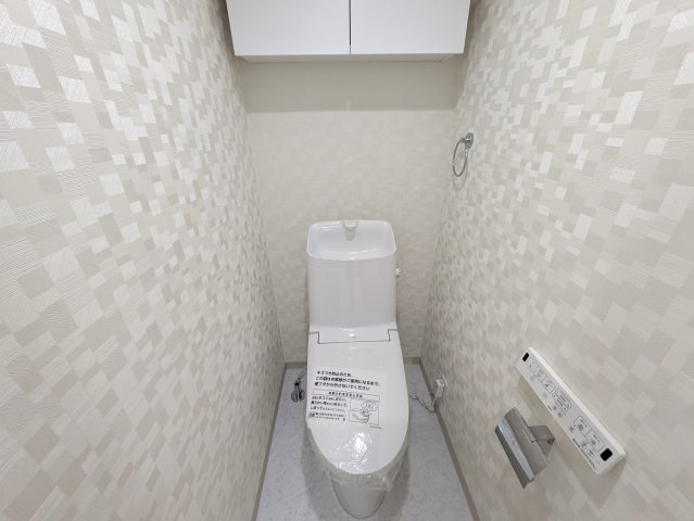 葉山の風を感じましょう！【葉山エコーハイツ】のトイレ|シンプルで使いやすいトイレです