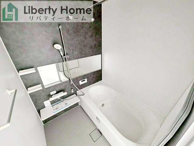 水戸市平須町13期　新築戸建の浴室