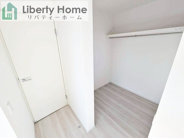 水戸市平須町13期　新築戸建の収納