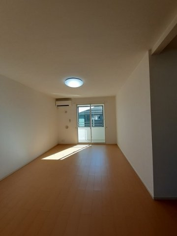 ヴィヴァーチェの居間・リビング