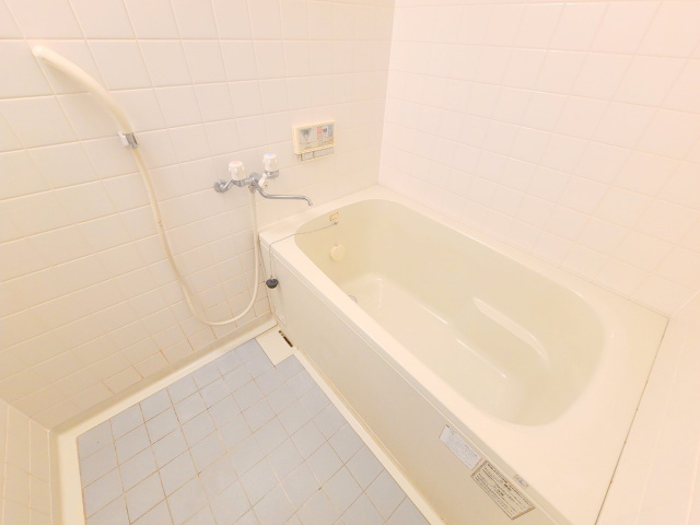 第1サンコウハイツの浴室