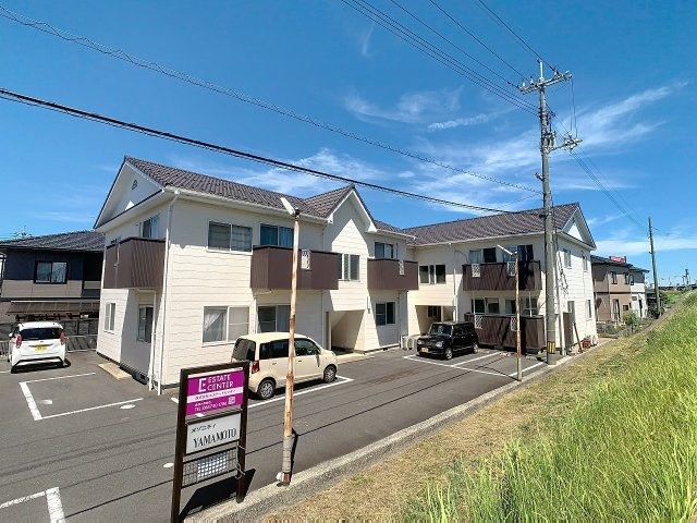 メゾニティ山本の外観