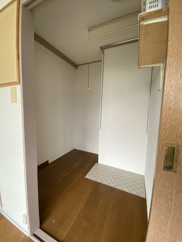 熱海パンシオンの収納|ハンガーラックあり