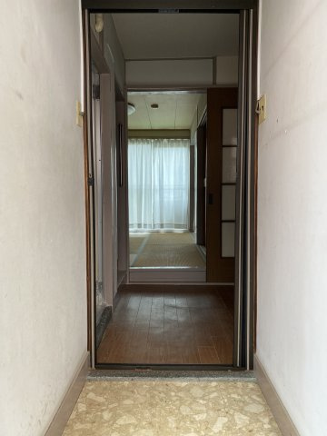 熱海パンシオンの玄関