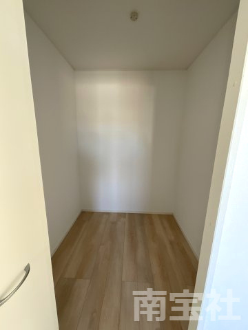 【洋室】 | ③ウォークインクローゼット