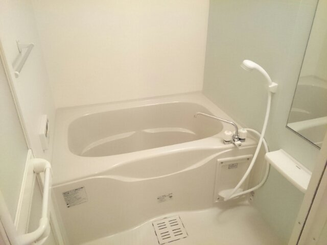 ブルーメの浴室