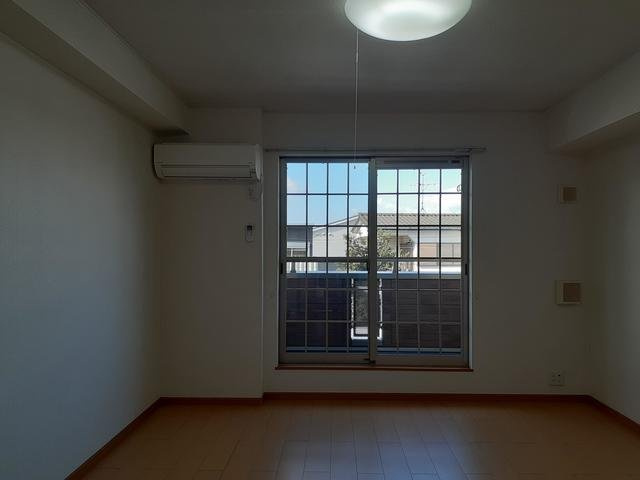 エクセレント　大美野の居間・リビング