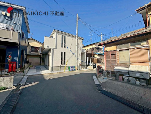 【前面道路含む現地写真】 | GRAFARE DESIGN　鴻巣市吹上　新築戸建　全1棟