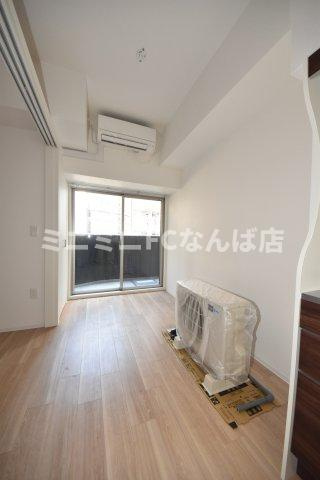 セレニテ日本橋エクラの居間・リビング