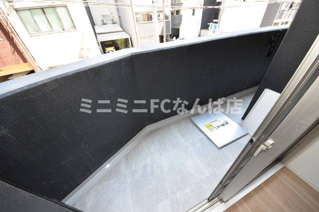 セレニテ日本橋エクラのバルコニー