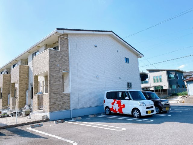 コート　ポルックスの駐車場