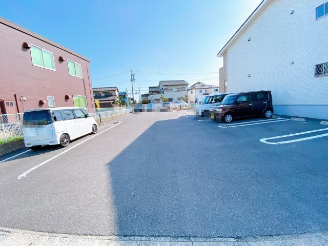 コート　ポルックスの駐車場