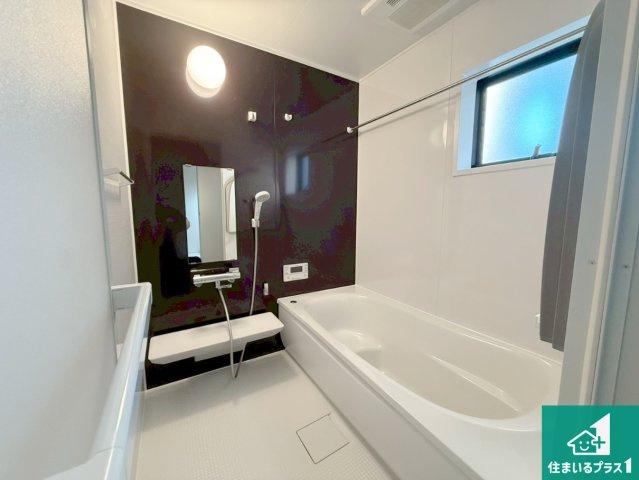 福知山市長田　第7期　新築一戸建ての前面道路含む現地写真|周辺は落ち着いた街並みの住宅地！子育てがしやすい住環境です！まだ未完成ですが、現地でしかわからない事もございます。是非一度ご覧ください。