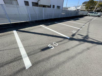 【駐車場】 | ハコニスアパートメントB