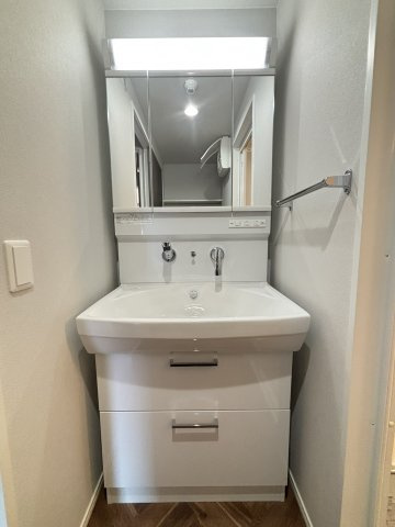 ソフィア21合川の独立洗面台